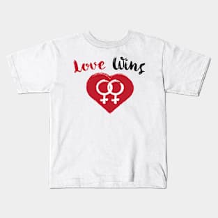 Love Wins Lesbian Heart Kids T-Shirt